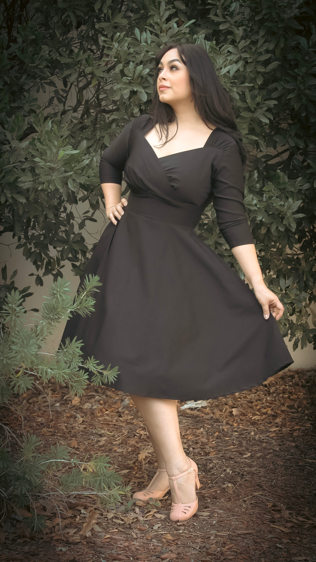Black 1940s Vintage Inspired Circle Dress w/ Pockets S Black 1940s Vintage Inspired Circle Dress w/ Pockets S