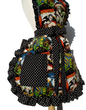 Load image into Gallery viewer, Apron on mannequin 